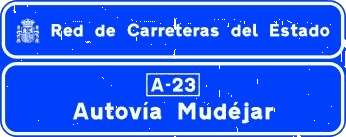 S-562 · Cartel institucional en autopista o autovía
